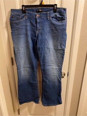 Levis 524 Jeans 17 M Juniors Too Supeelow Boot Cut Stretch Blue Denim Bootcut